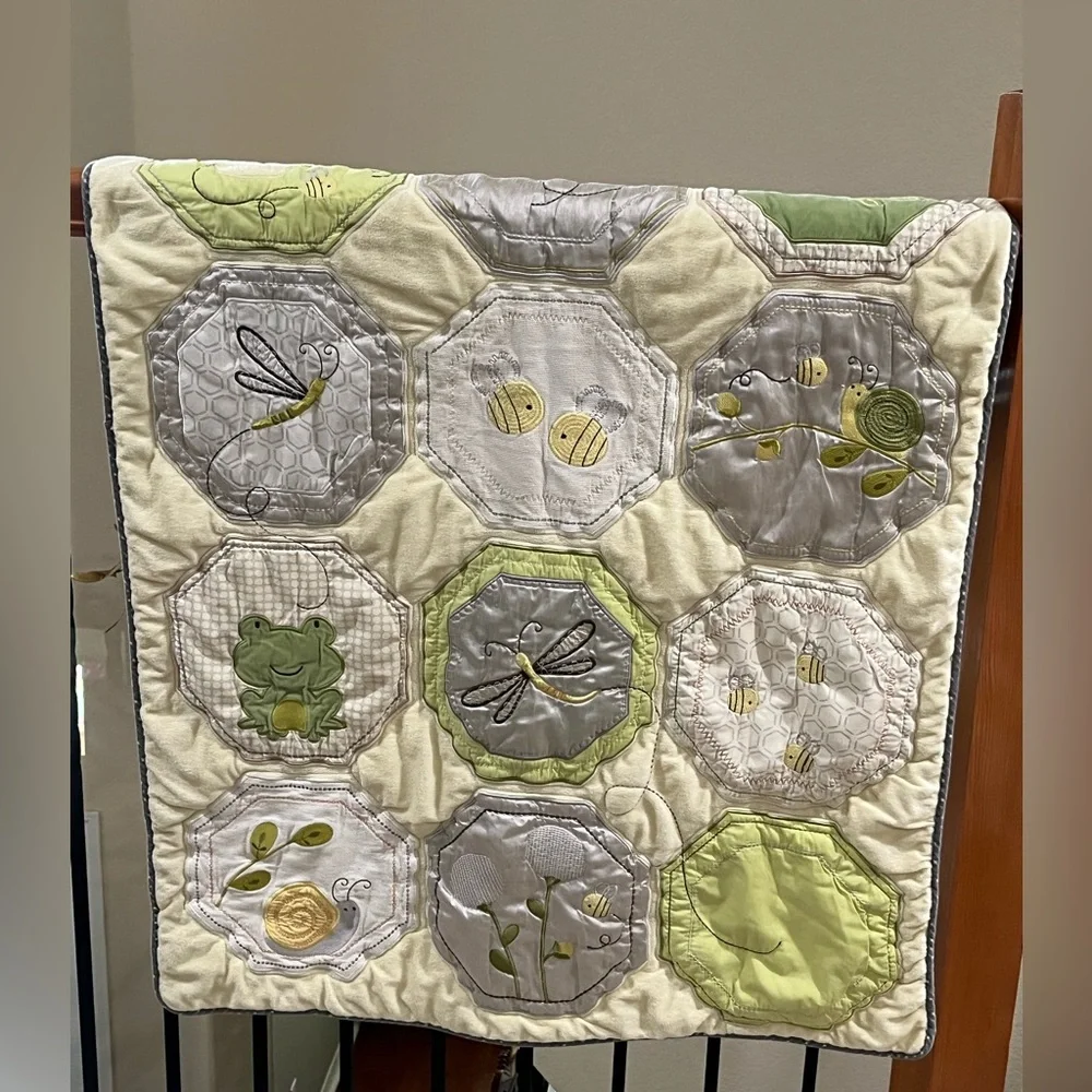 Nature-Inspired CARTERS PATCHWORK BABY Quilted CRIB QUILT: 32”X 41”